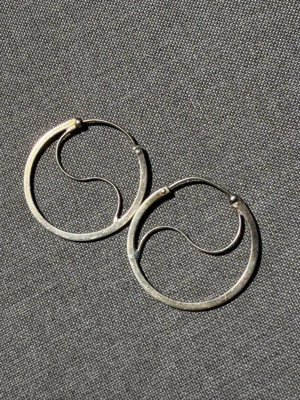 Wave earrings